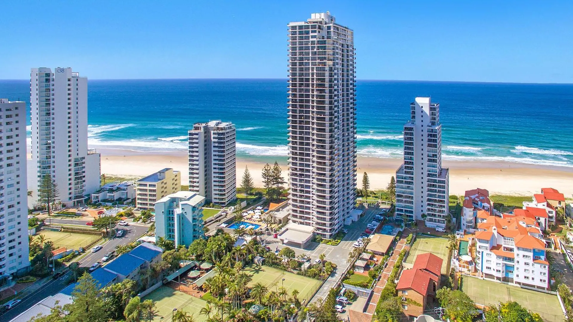 Surfers Aquarius On The Beach Aparthotel Gold Coast