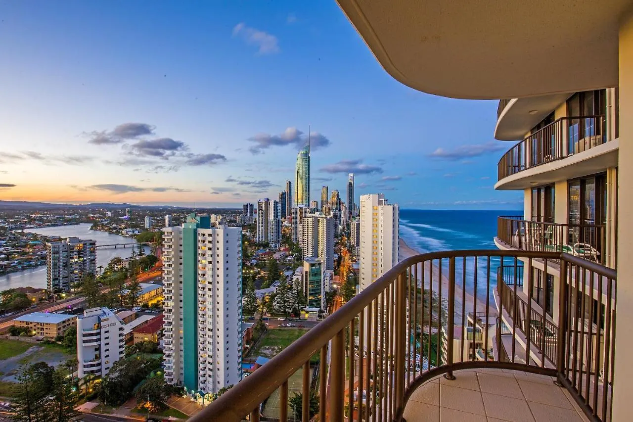 Surfers Aquarius On The Beach Aparthotel Gold Coast